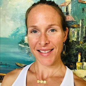 Meet your Posher, Valerie